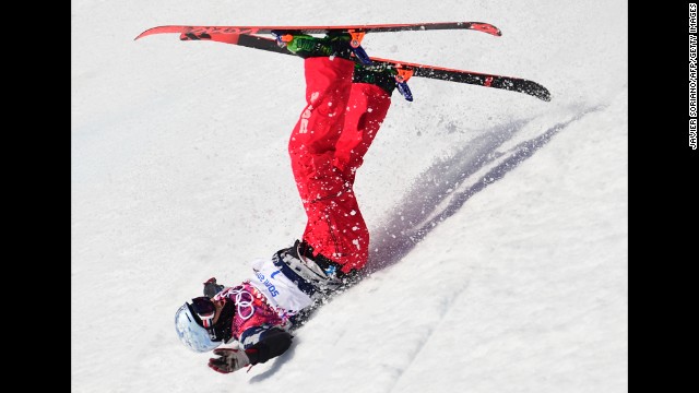 Nicholas Goepper of the United States crashes in the men's slopestyle February 13.