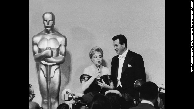 Actress Simone Signoret, seen here next to actor Rock Hudson at the Academy Awards ceremony in 1960, won the best actress Oscar for her role in "Room at the Top." 