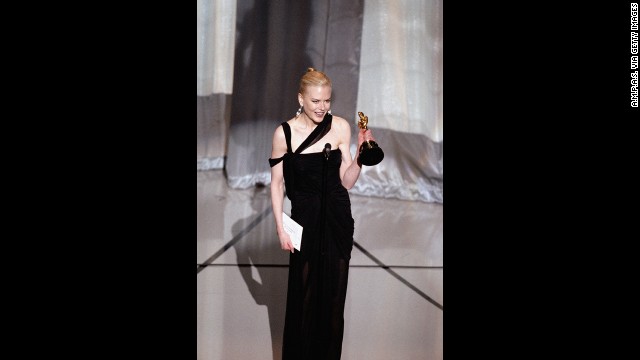 Nicole Kidman accepts her award for her role in "The Hours." 