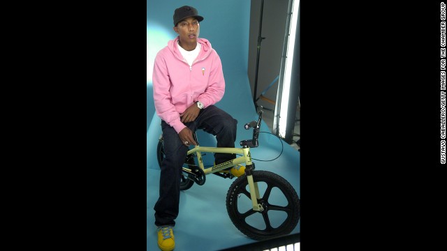 With a nickname like Skateboard P, we know that Pharrell isn't averse to letting some physical activity put the blush in his cheeks. 