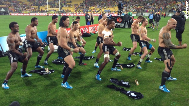 The Kiwi team treated the crowd to a trademark "Haka" -- a traditional Maori war dance.