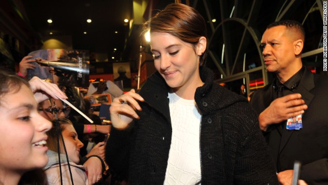 Shailene Woodley's not a 'Twilight' fan, and more news to note