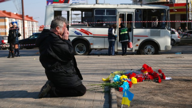 Evgenyi Batyukhov cries March 14 at the site where pro-Russian and pro-Ukrainian activists clashed the night before in Donetsk, Ukraine.