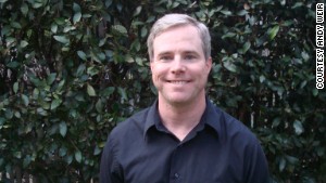 Andy Weir posted his sci-fi book on the Web, a chapter at a time.