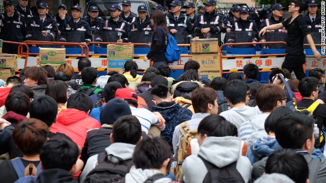 Hundreds of students sit during a demonstration in Taipei, Taiwan, on Thursday, March 20.