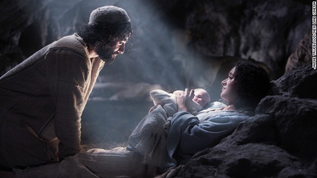 <strong>"The Nativity Story" (2006): </strong>Mary, the teen mom? "Twilight" director Catherine Hardwicke took a shot at retelling the birth of Jesus in this film, starring Keisha Castle-Hughes. Hughes received an Oscar nomination for her debut role in 2002's "Whale Rider" and seemed like a perfect fit as the Virgin Mary. But the film hit a public snag when it was revealed that the then-16-year-old became pregnant out of wedlock.