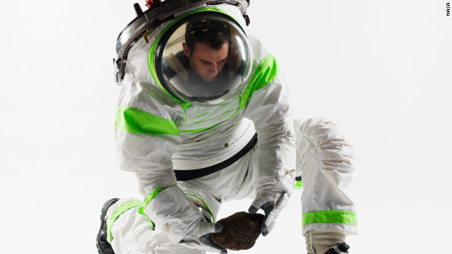 This is the original Z-series spacesuit. The Z-1 was great for picking up rocks.