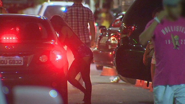 La prostitución infantil, un fuerte 'rival' de Brasil antes del Mundial