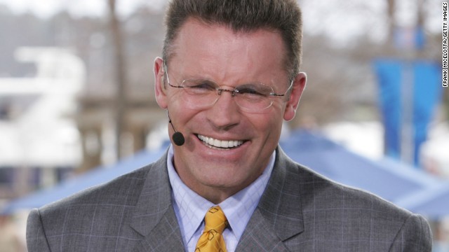 As a football player with the Oakland Raiders, Howie Long was known as a ferocious defensive back, once racking up five sacks in a game. As a performer, he has been a spokesperson for Radio Shack and Hanes, among many companies, and has acted in a handful of movies. Oh, and he's also a football analyst for Fox.