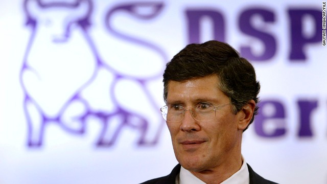 John Thain, former CEO of Merrill Lynch, doled out more than $4 billion in bonuses to employees. Despite the worst economic crisis since the Great Depression, Wall Street handed out $18.4 billion in bonuses for 2008, which is the "sixth-largest haul on record." 