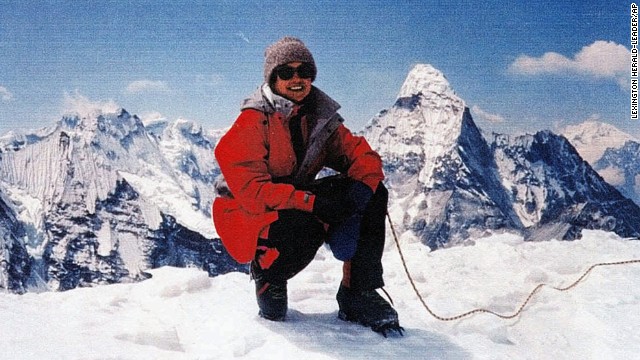 Francys Distefano-Arsentiev became the first American woman to reach Everest's summit without bottled oxygen on May 23, 1998. However, she and her husband, Sergei Arsentiev, never made it off the mountain. They died after becoming separated while attempting to descend in the dark. At least one climbing party found Francys barely conscious, but there was nothing they could do to save her. Her husband's body was found years later. It is believed he fell while trying to save his wife. 