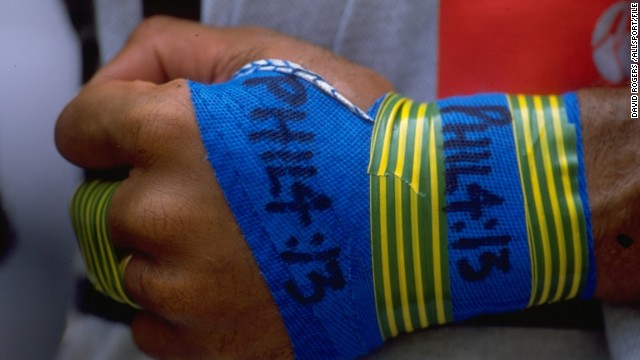 Serevi is a Christian and during his playing days he always had the bible reference "Philippians 4:13" written on his strapping. The passage reads: "I can do all things through Christ who strengthens me."
