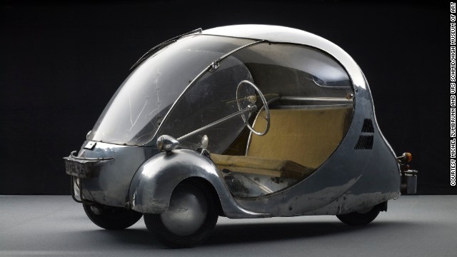 In 1942 Nazi-occupied Paris, French artist, industrial designer, and engineer Paul Arzens created this tiny, electric-powered, Plexiglas, bubble-on-wheels. On a single battery charge, it ran for 60 miles, up to 37 mph.