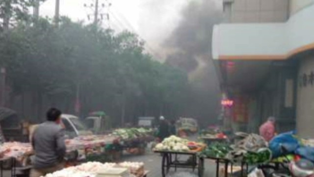 Al menos 31 muertos tras ataques a un mercado en China