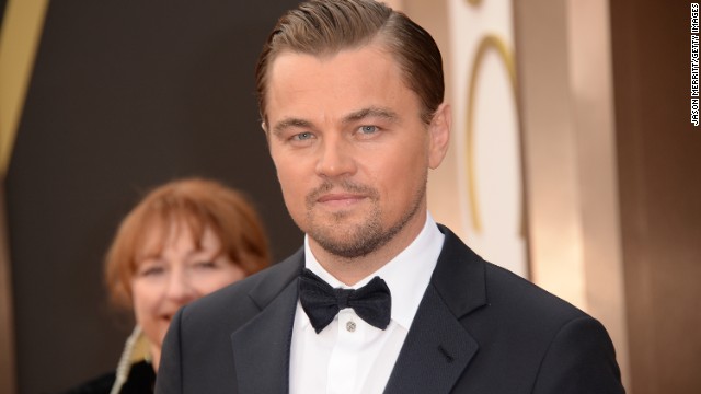 Leonardo DiCaprio grew up in Los Angeles but his mother is German. He has family in Germany as well and<a href='https://www.youtube.com/watch?v=OzZZ3r7qfsY' > is capable of a bit of Deutsch</a>. 