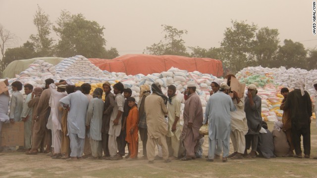 WFP had expected the families to be an average size of six, but some families fleeing out of North Waziristan are made up of 14 people. 