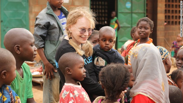 Mia Farrow meets displaced Muslim children at the Bossangoa camp in the Central African Republic