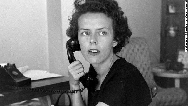 <a href='http://www.cnn.com/2014/07/10/showbiz/eileen-ford-obit/index.html'>Eileen Ford</a>, who founded the Ford Model Agency 70 years ago, died Wednesday, July 9, at the age of 92, the company said.