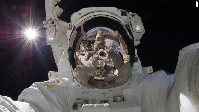 140721170953-aki-hoshide-space-selfie-2012-horizontal-gallery.jpg
