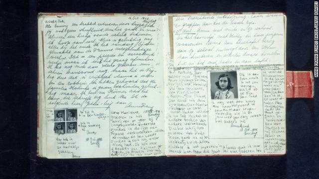 Pages with text and photos from Anne Frank's diary, written in October 1942.