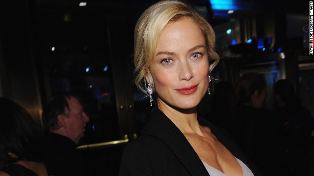 http://i2.cdn.turner.com/cnn/dam/assets/140819113207-carolyn-murphy-0819-horizontal-gallery.jpg