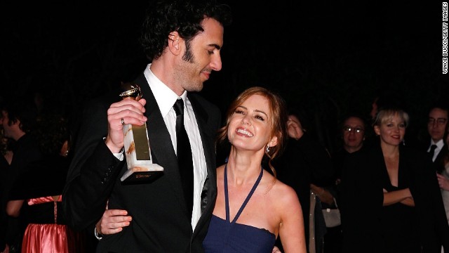Cutting down on the number of attendees is one way to keep your matrimony on the DL. In 2006, Sacha Baron Cohen and Isla Fisher swapped vows in Paris in front of just six wedding guests. 