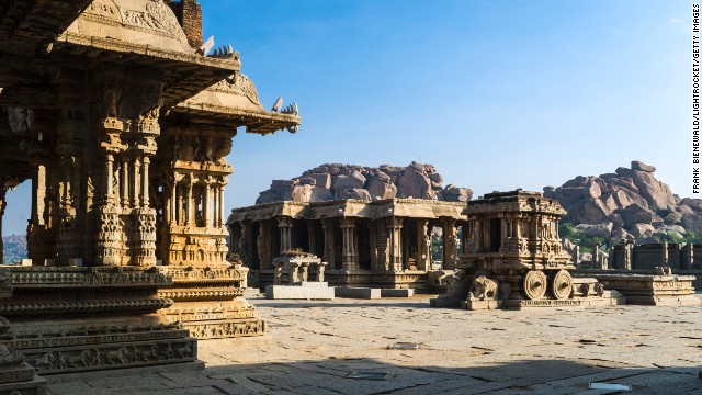 <a href='http://globalheritagefund.org/what_we_do/overview/completed_projects/hampi_india' _fcksavedurl='http://globalheritagefund.org/what_we_do/overview/completed_projects/hampi_india' _fcksavedurl='http://globalheritagefund.org/what_we_do/overview/completed_projects/hampi_india' _fcksavedurl='http://globalheritagefund.org/what_we_do/overview/completed_projects/hampi_india' _fcksavedurl='http://globalheritagefund.org/what_we_do/overview/completed_projects/hampi_india' target='_blank'>Hampi</a>, capital of the last Hindu Kingdom of Vijayanagar in India,<a href='http://whc.unesco.org/en/list/241' _fcksavedurl='http://whc.unesco.org/en/list/241' _fcksavedurl='http://whc.unesco.org/en/list/241' _fcksavedurl='http://whc.unesco.org/en/list/241' _fcksavedurl='http://whc.unesco.org/en/list/241' target='_blank'> </a>was conquered in 1565 and plundered before it was abandoned. Several temples are still standing. 
