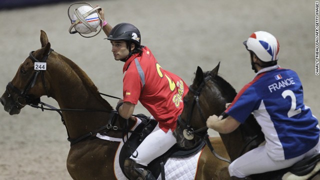 Horseball was one of the exhibition sports this year, along with polo, as men's, women's and mixed teams took part in Saint-Lô. 