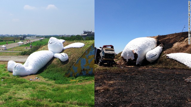 Lucky or unlucky? Artist Floretijn Hofman's giant Moon Rabbit, on exhibit at the Taoyuan Land Arts Festival since September 4, was damaged in a fire a day after the 11-day festival concluded. His earlier work, a giant inflatable duck, was dogged by occasional bad luck.