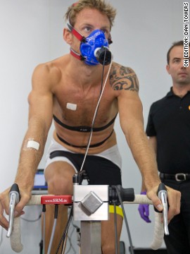 As you might expect, Button had to work harder than Brownlee, but results showed that his core body temperature was lower of the two when pedaling at lower speeds. HPL scientists believe this could be because Button is more used to working in the often extreme heat of an F1 cockpit where temperatures average 50C (122F). 