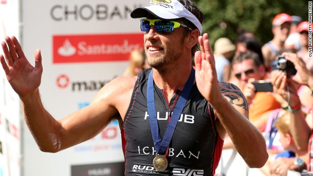 Jenson Button is widely considered to be one of the fittest Formula One drivers largely thanks to his love of training for and competing in triathlons. The Briton is a highly competent amateur competitor but how do his fitness levels compare to the professionals? 
