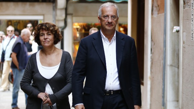 Former mayor of Rome, Walter Veltroni, and his wife, Flavia Prisco, arrive at Palazzo Papadopoli, Hotel Aman, for the wedding.