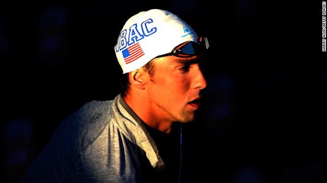 Michael Phelps pone en pausa el nado para "atender un programa" tras conducir ebrio