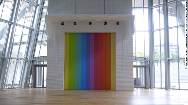 Ellsworth Kelly also created a location-specific piece for the Fondation. <i>Spectrum VIII</i>, a stage curtain, was created from one of his previous works.