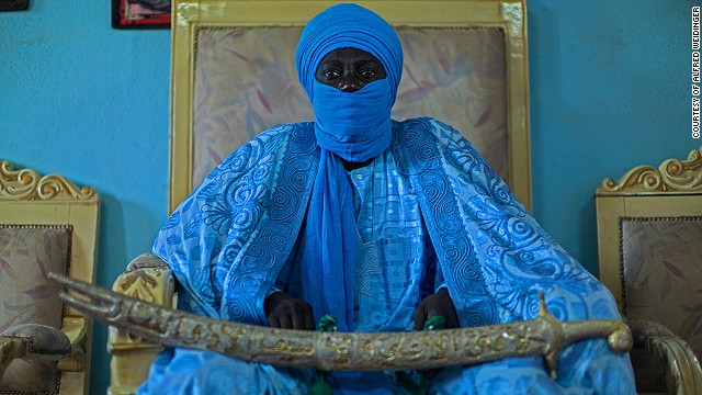 Vienna-based photographer and art historian Alfred Weidinger has spent the past five years capturing the splendor of Africa's monarchies and tribal leaders for his photographic project, <a href='https://www.flickr.com/photos/a-weidinger/sets/72157629895167757/' target='_blank'>The Last Kings of Africa</a>.<!-- -->
</br><!-- -->
</br><i> Bakary Yerima Bouba Alioum, Lamido of Maroua, Cameroon</i>