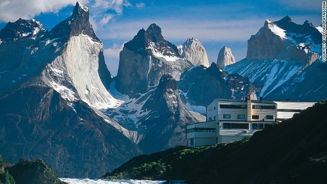 Explora Patagonia's Ona Bathhouses have four open-air Jacuzzis with views of Lake Pehoe and the Cordillera del Paine mountain ridge. 