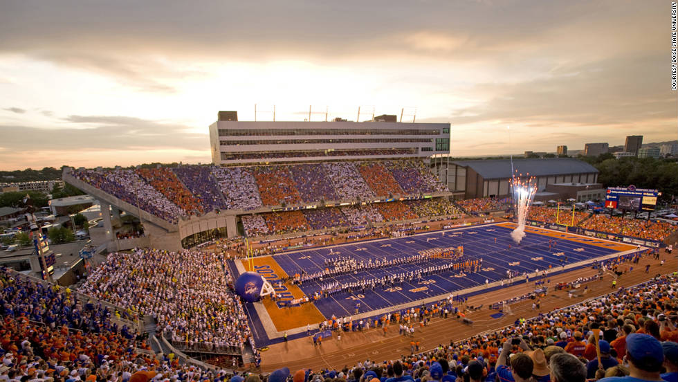 America s Best College Football Stadiums CNN america-s-best-college-football-stadiums-cnn