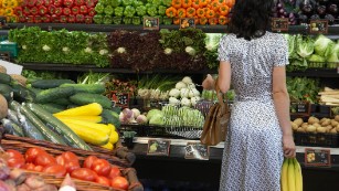 Eat Mediterranean diet for a healthier and younger brain