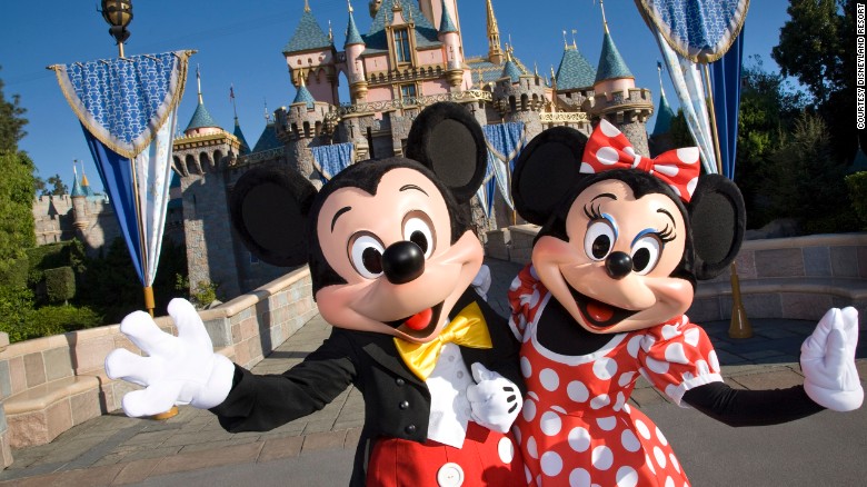 Cuatro secretos para ahorrar cuando vayas a Disney World