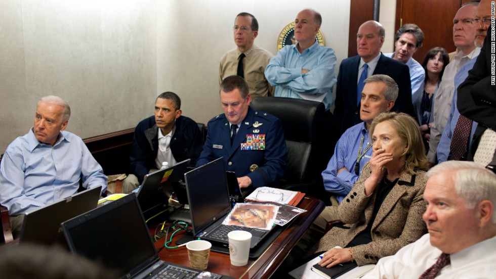 Obama, Vice
President Joe Biden, Clinton and members of Obama&#39;s national
security team receive an update on the Osama bin Laden mission May 1, 2011,
in the Situation Room of the White House.