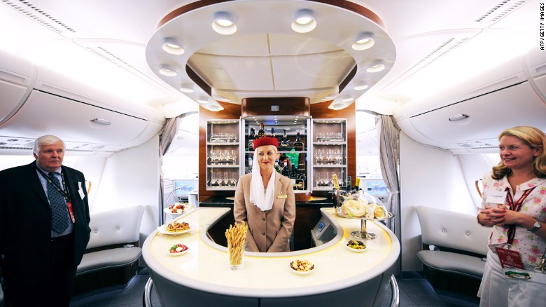 Emirates has been leading the way in terms of luxury air travel. Their A380 business class lounge doesn&#39;t disappoint.