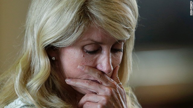 Wendy Davis describes Texas filibuster - 130626135101-01-wendy-davis-story-top