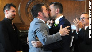 [Image: 130629211023-gay-marriage-california-062...y-body.jpg]