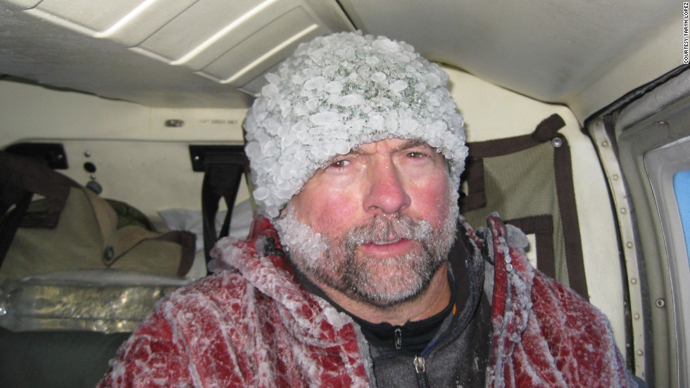 &lt;img alt=&quot;Geophysicist John Paskievitch was stranded for two days on Alaska&amp;amp;#39;s Mount Mageik volcano with helicopter pilot Sam Egli and Taryn Lopez, ... - 130907225527-volcano-rescue-03-horizontal-large-gallery