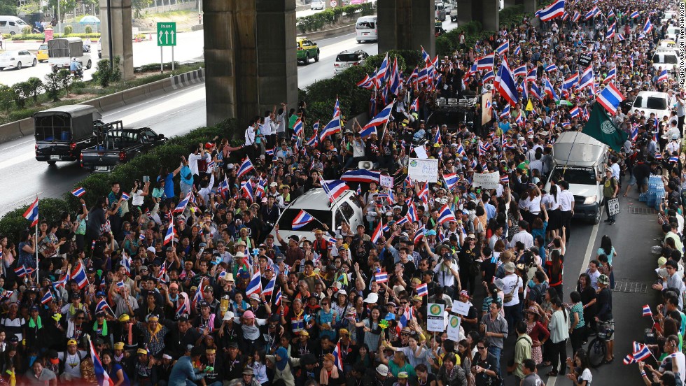 Thailand Travel Warnings Issued As Thousands Of Protesters Gather - CNN.com