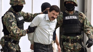 &#39;El Chapo&#39; breaks out of prison through tunnel