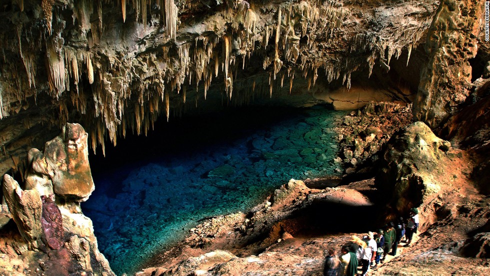 The &quot;Blue Lake Grotto&quot; is part of one of the world&#39;s largest flooded cavities. Its blue waters extend more than 200 feet deep. The mysterious source of the lake is believed to be an underground river that has yet to be located. The grotto is rich with prehistoric treasures. A Franco-Brazilian expedition in 1992 uncovered thousands of prehistoric animal bones, including saber-tooth tigers and giant sloths. &lt;em&gt;&lt;br /&gt;More info: &lt;a href=&quot;http://www.portalbonito.com.br/guia-passeio/grutas/gruta-do-lago-azul&quot; target=&quot;_blank&quot;&gt;&lt;em&gt;&lt;/em&gt;www.portalbonito.com.br&lt;/a&gt;&lt;/em&gt;