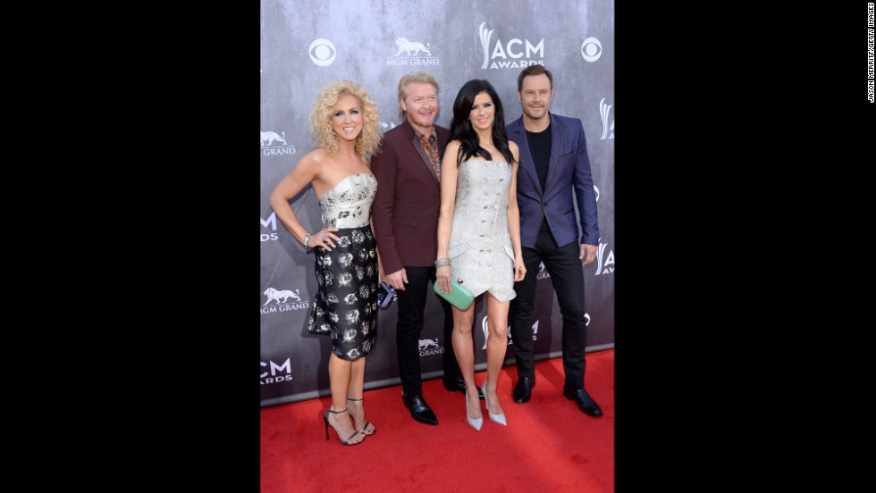 Kimberly Schlapman, Phillip Sweet, Karen Fairchild, and Jimi Westbrook of Little Big Town