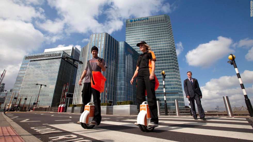 The postal delivery service Whistl is trialing electric unicycles for 100 of its mailmen across the United Kingdom.