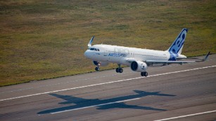 The super-efficient Airbus A320neo is expected to begin service in 2016.